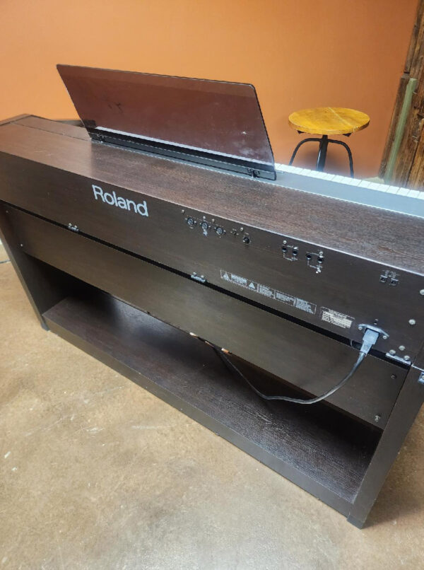 Roland HP-3500S Digital Piano – Used, Excellent Condition - Image 4